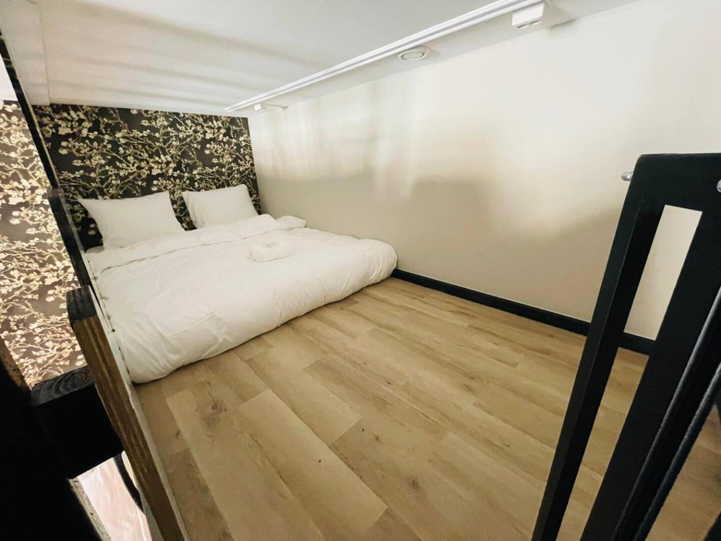 Child Favorite Coach House City Villa Tilburg Ngoại thất bức ảnh